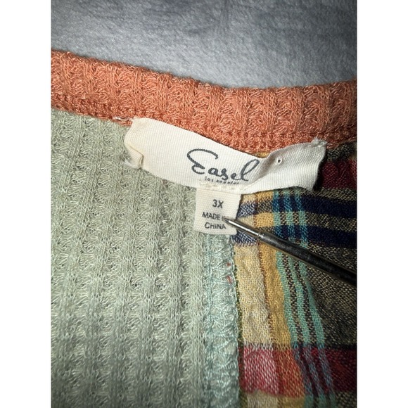 Easel Women's 3X Plaid Mix Daisy Flower Patch Oversized Thermal Knit Top Boho - Picture 4 of 10